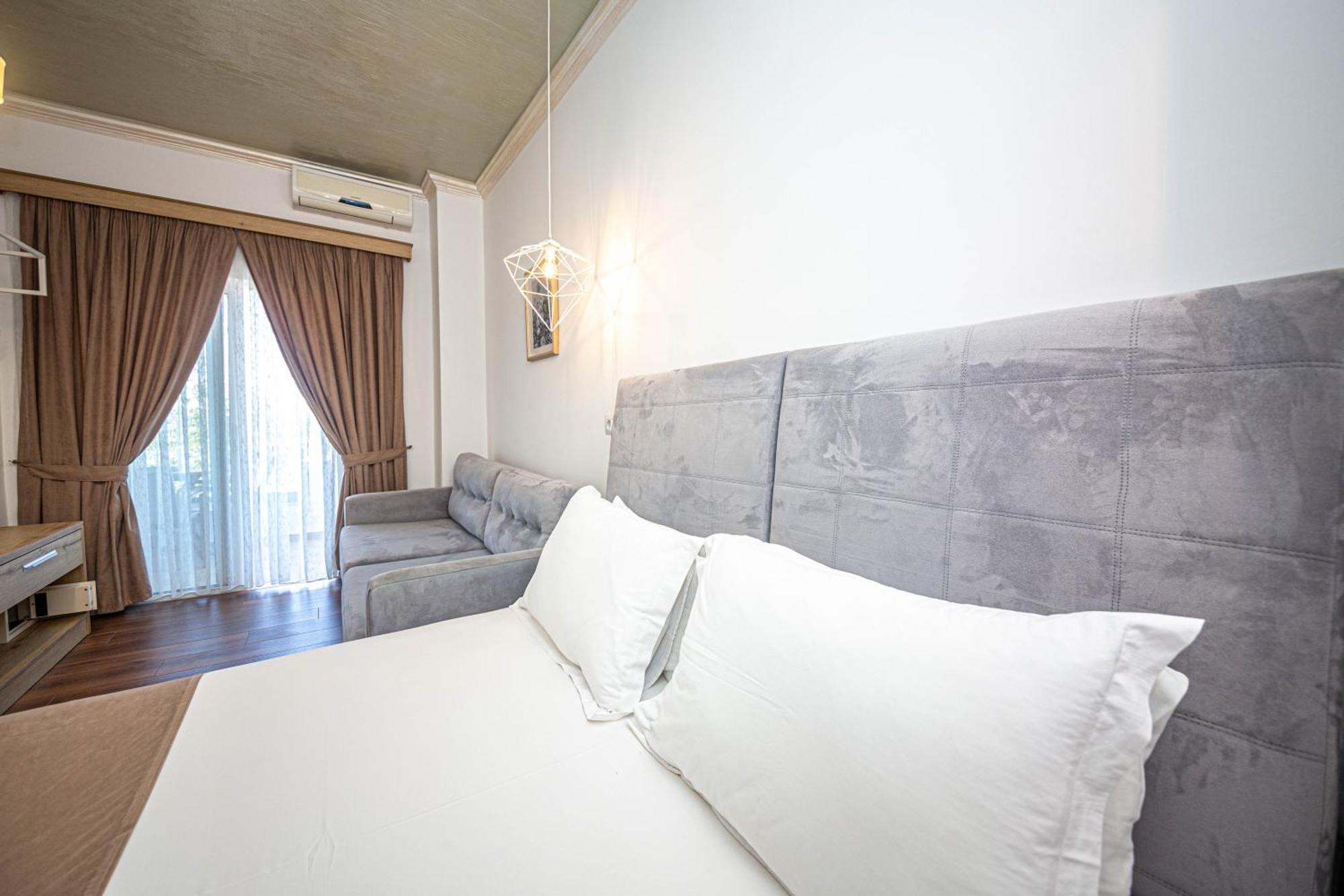 Hotel Murati كساميل المظهر الخارجي الصورة